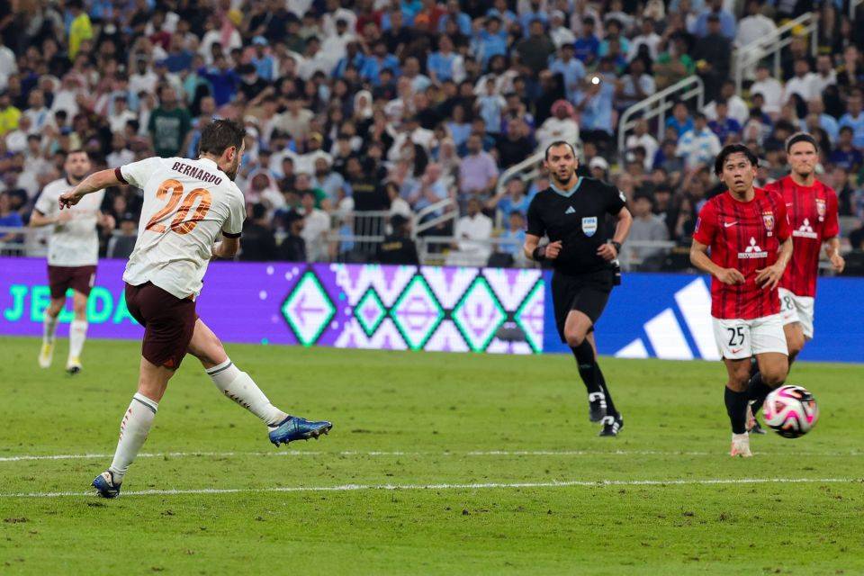 世俱杯回顾：曼城轻松虐菜一扫晦气，昂首挺进世俱杯决赛，誓夺冠